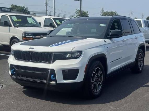 JEEP GRAND CHEROKEE 2023 1C4RJYC61P8798796 image